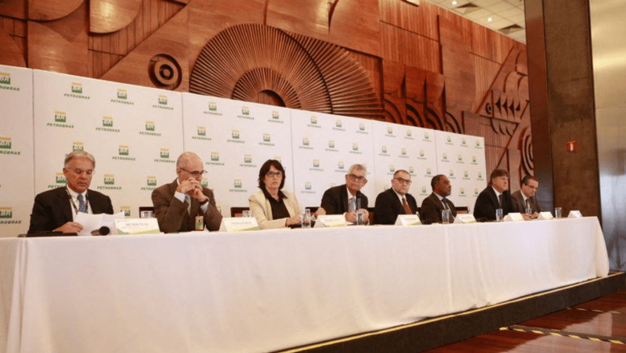 Petrobras: lucro e dúvidas sobre o futuro