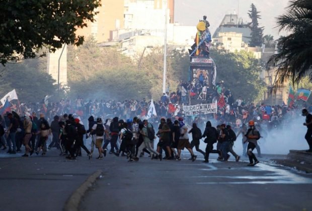 A revolta latina: a crise americana e o desafio progressista