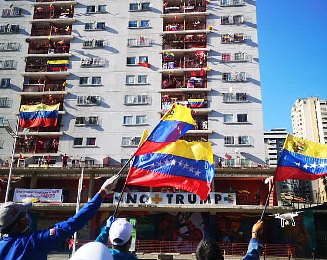 EUA querem aniquilar governo da Venezuela: guerra e petróleo