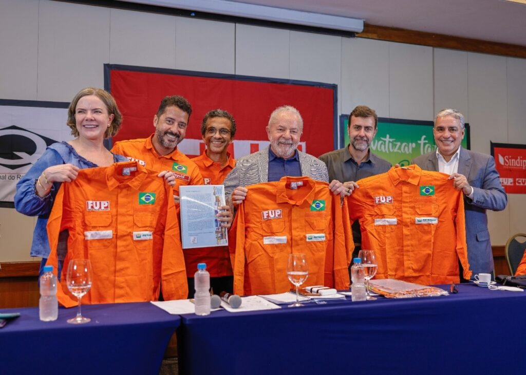 Lula: Lucro da Petrobras tem de ser repartido com todos os brasileiros