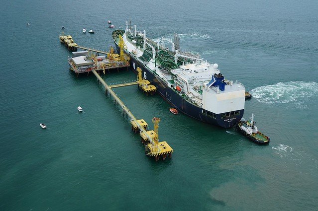 Os EUA usam as exportações de GNL para ganhar espaço na geopolítica energética